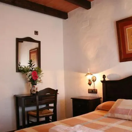 Torre De Guzman 2*