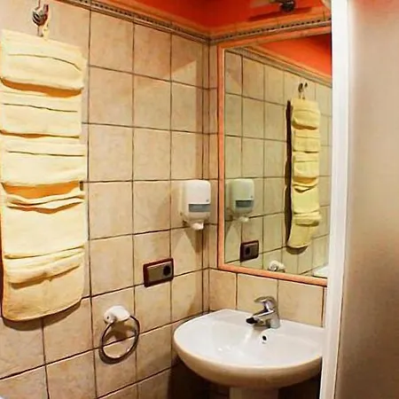 Torre De Guzman Гостьовий будинок Коніль-де-ла-Фронтера