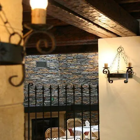 Πανσιόν Torre De Guzman 2*