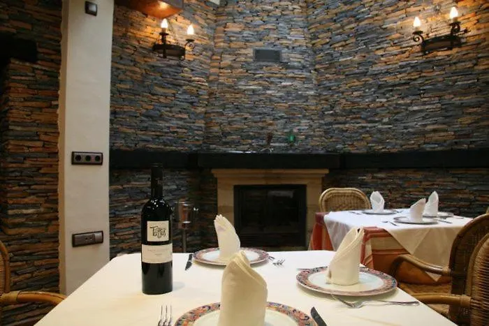 Torre De Guzmán Pensión 2*