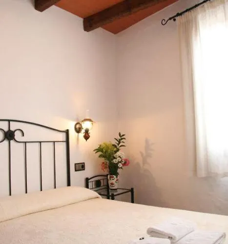 Torre De Guzmán Pensión 2*