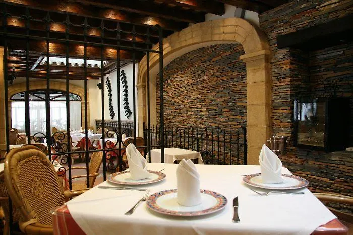 Torre De Guzmán Pensión 2*