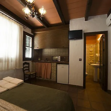 Guest house Torre De Guzman 2*