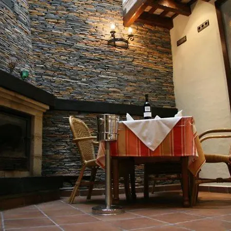 Guest house Torre De Guzman 2*