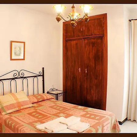 Guest house Torre De Guzman